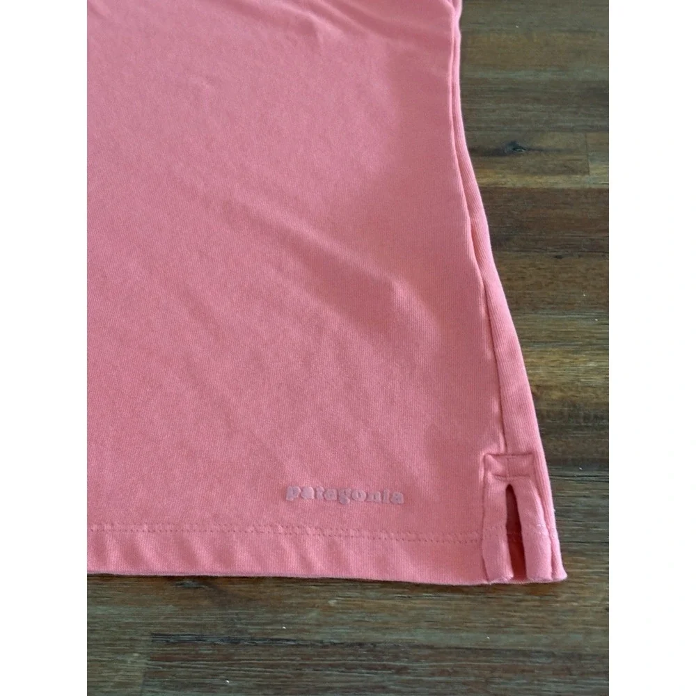 Patagonia Polo Button Down Shirt Casual Golf Salmon Pink Top Women's‎ Small